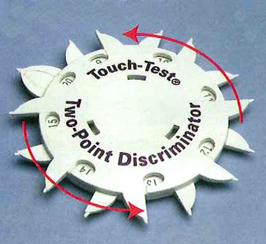 ディスクリミネーター　Two-Point Discriminator（二点式識別覚計）